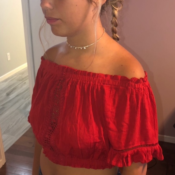 off the shoulder crop top - Picture 6 of 7